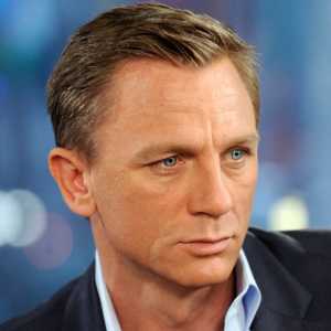 Daniel Craig filmy wojenne