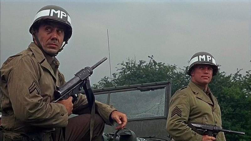 Parszywa dwunastka film wojenny