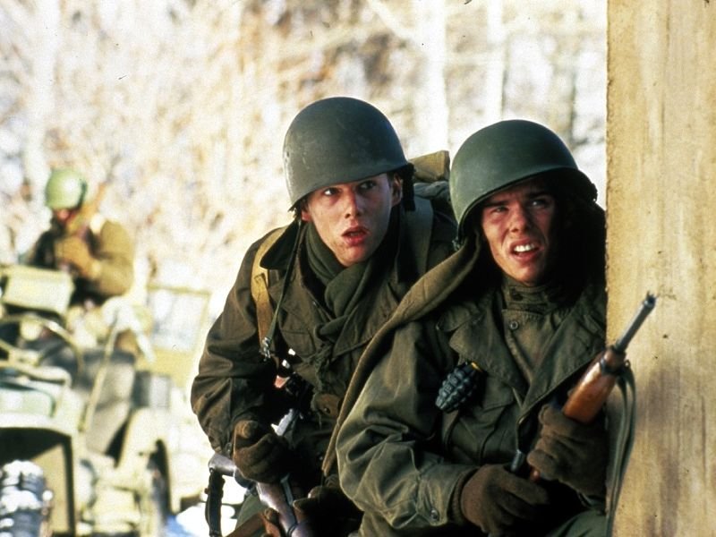 W księżycową jasną noc film wojenny